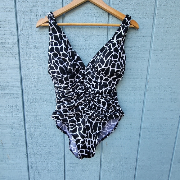MiracleSuit Safari Ruched V-Neck One-Piece sz 14 Black Ivory Beach Quiet Luxury - Picture 1 of 11